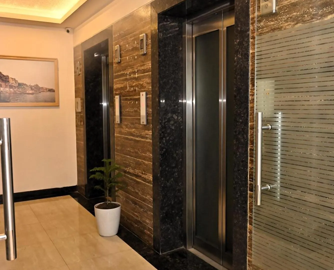 Naman Studio Hotel Varanasi